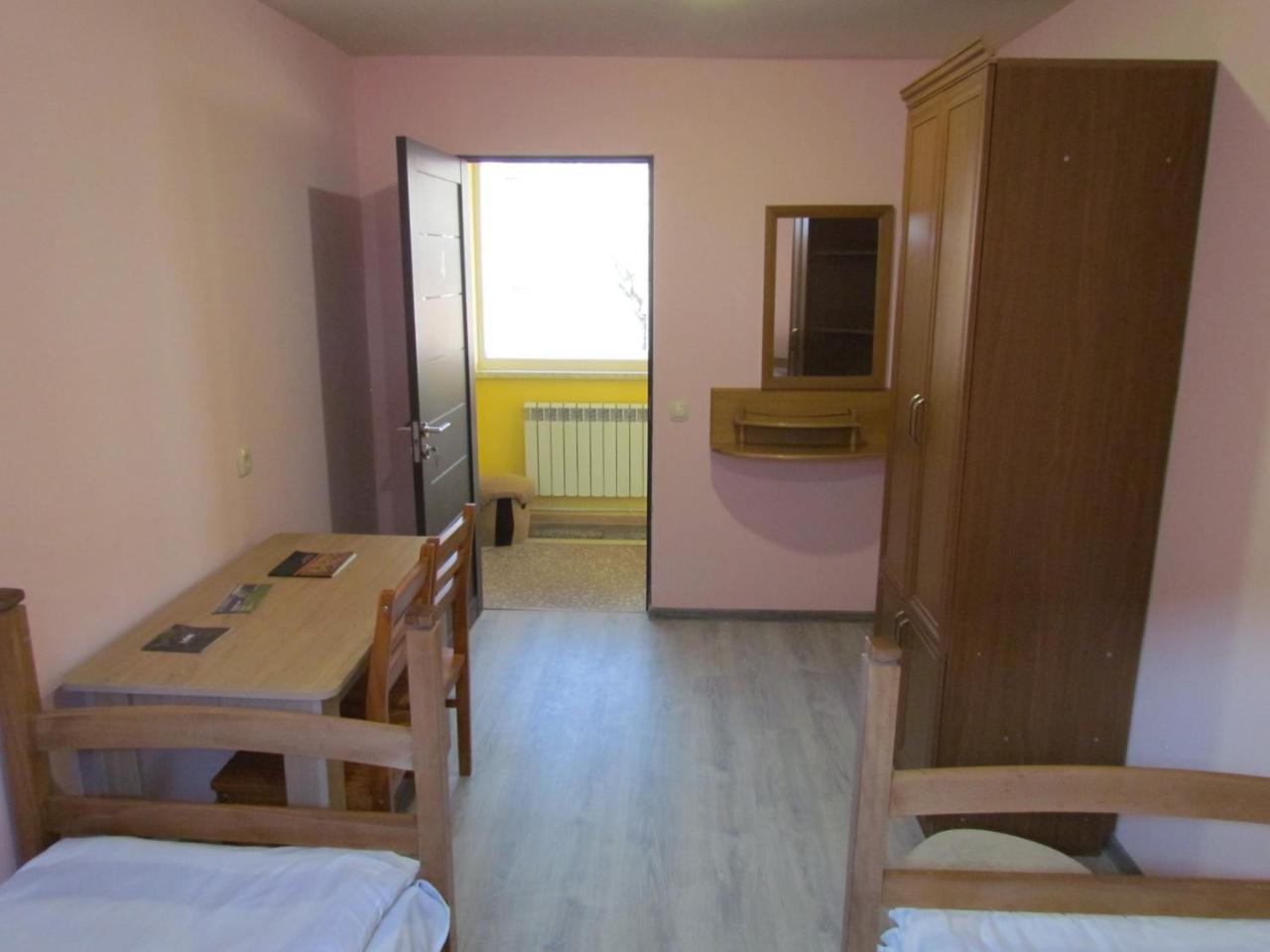 Arsego Hostel Vanadzor Exterior foto